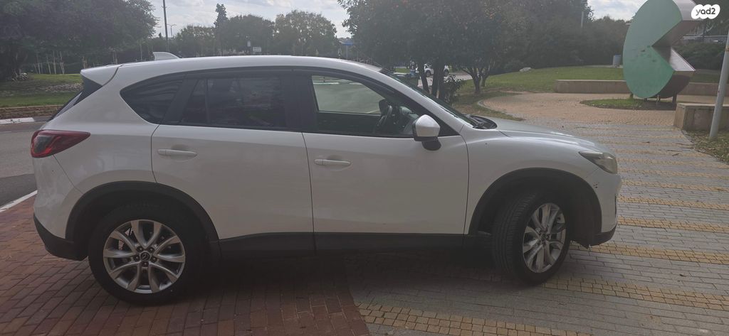 מודעת רכב מאזדה CX-5