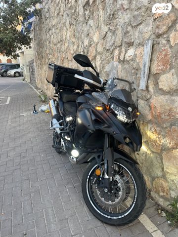 מודעת רכב בנלי TRK502X