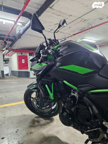 קאוואסאקי Z650 abs