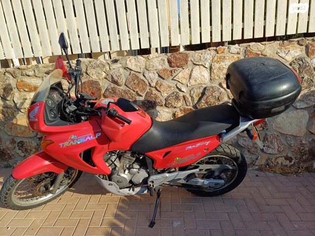 הונדה טרנסאלפ 650