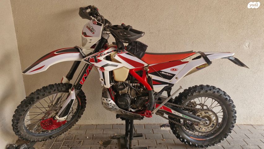 מודעת רכב בטא RR300