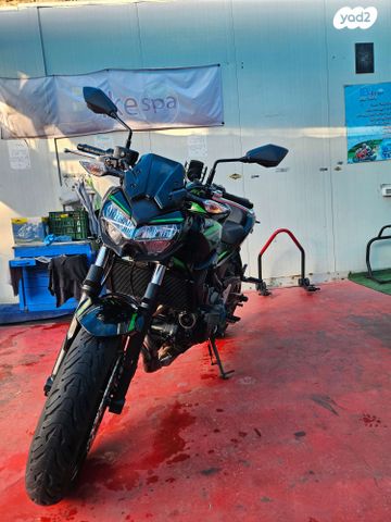 קאוואסאקי Z650 abs