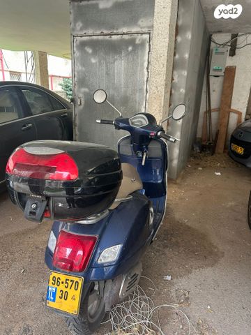 פיאג'ו וספה GTS250