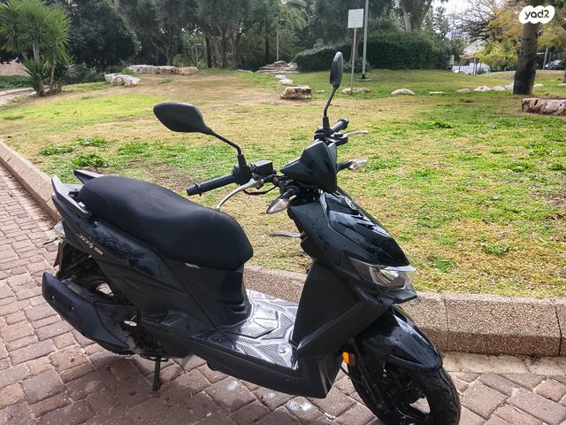 סאן יאנג Jet 4 RX