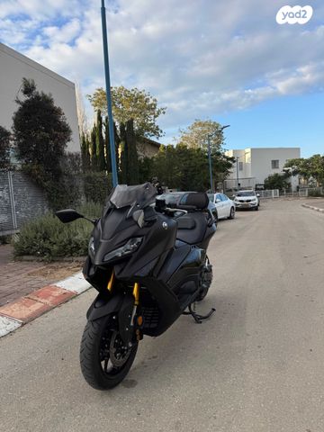 ימאהה Tmax 560 Tech
