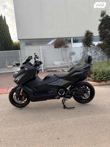 ימאהה Tmax 560 Tech