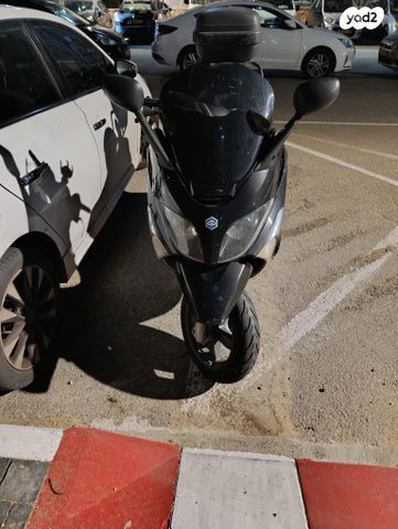 מודעת רכב פיאג'ו X-Evo 250