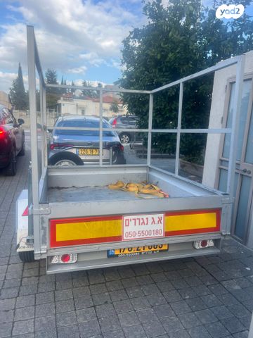 מודעת רכב נגרר (קראוון נגרר)