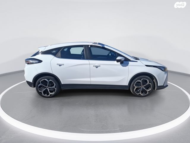 ג׳ילי Geometry C