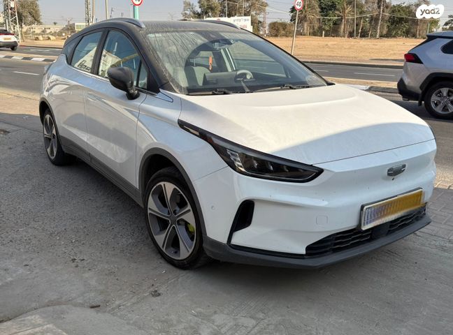 מודעת רכב ג׳ילי Geometry C