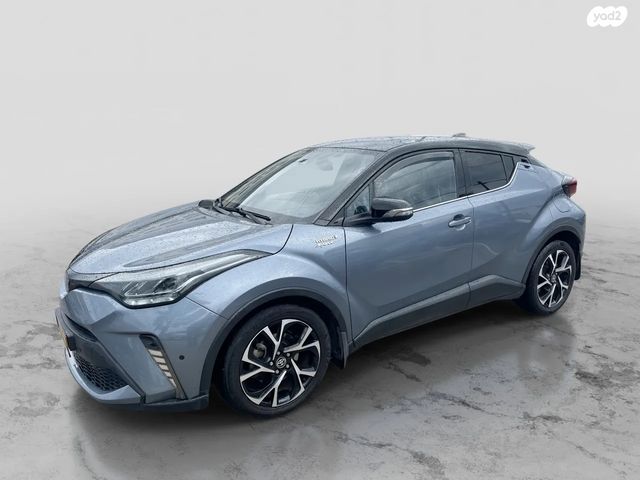 מודעת רכב טויוטה C-HR