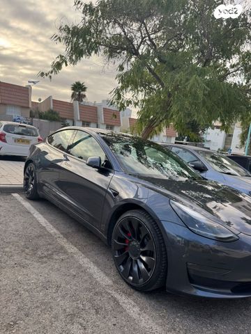 מודעת רכב טסלה מודל 3 1