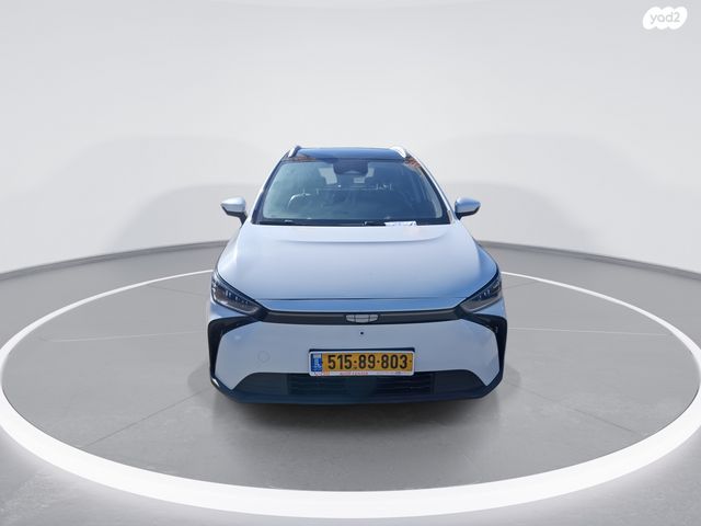 ג׳ילי Geometry C