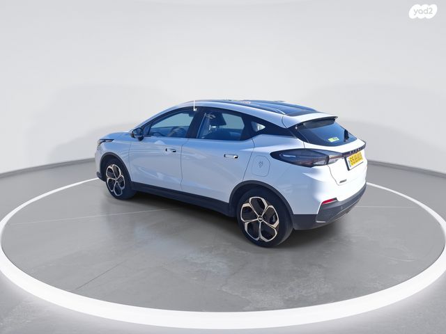 ג׳ילי Geometry C