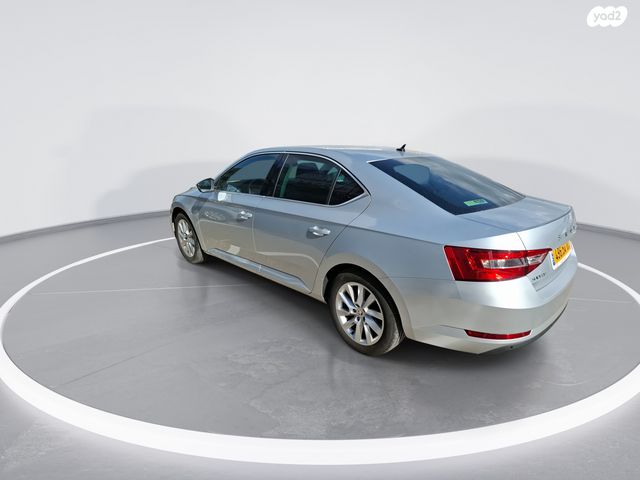 סקודה סופרב