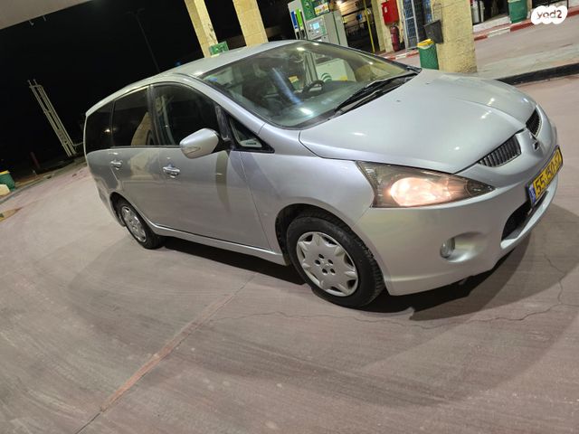 מיצובישי גרנדיס