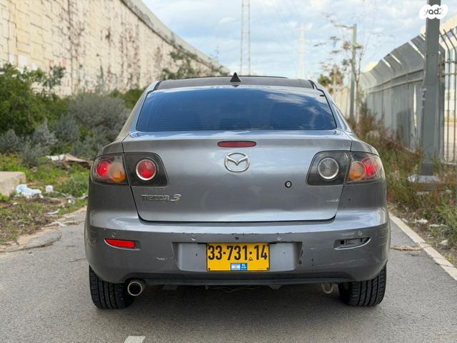 מאזדה 3