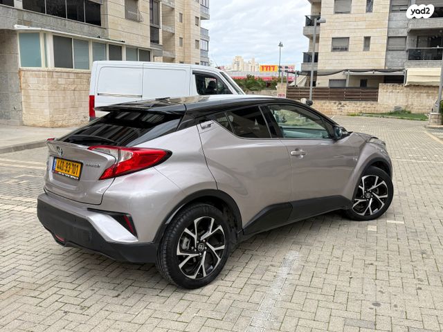 טויוטה C-HR