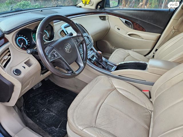 ביואיק לה-קרוס