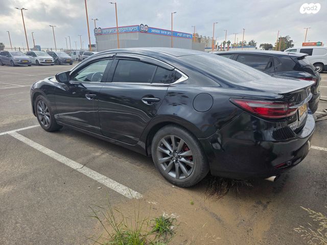 מודעת רכב מאזדה 6