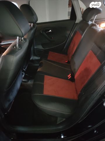 פולקסווגן פולו 