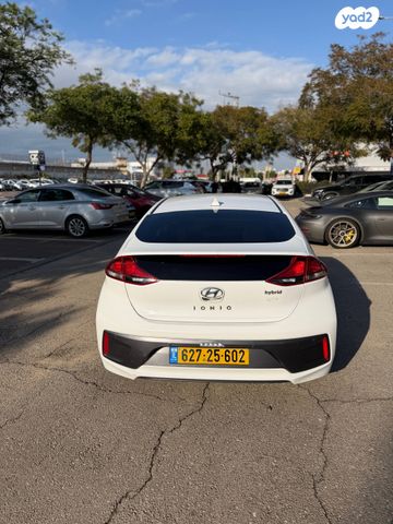 יונדאי איוניק