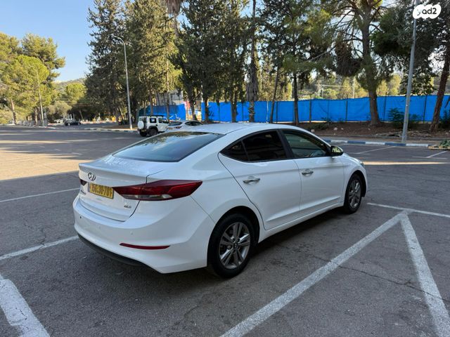 יונדאי אלנטרה