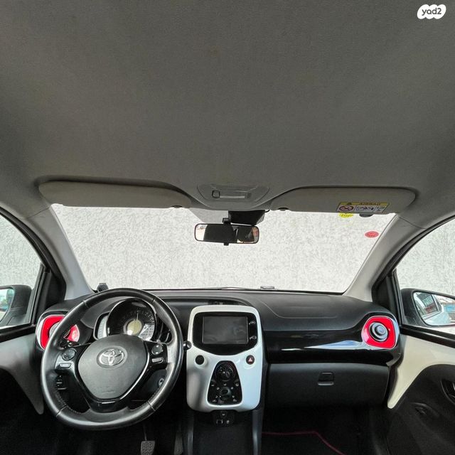 טויוטה אייגו