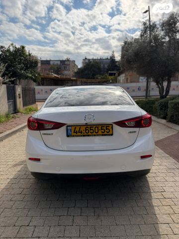 מאזדה 3
