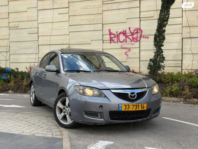 מודעת רכב מאזדה 3