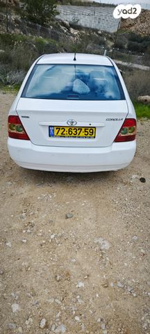 טויוטה קורולה