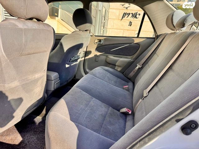 טויוטה קורולה