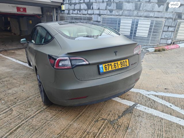 טסלה מודל 3