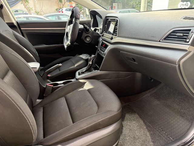 יונדאי אלנטרה