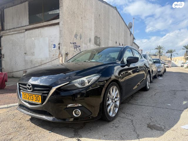 מודעת רכב מאזדה 3