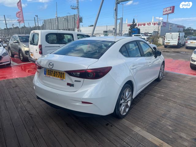מאזדה 3