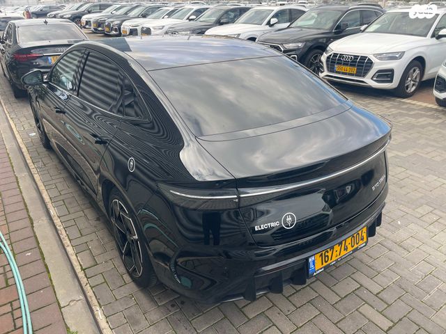 בי.ווי.די סיל