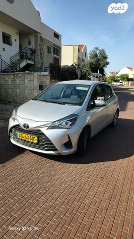 מודעת רכב טויוטה יאריס