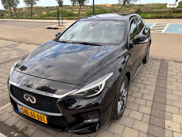 מודעת רכב אינפיניטי Q30
