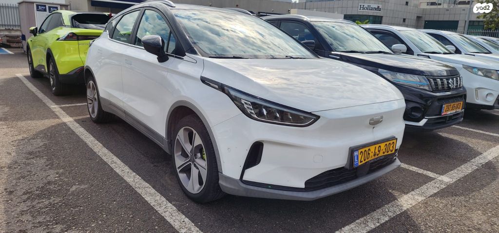 מודעת רכב ג׳ילי Geometry C