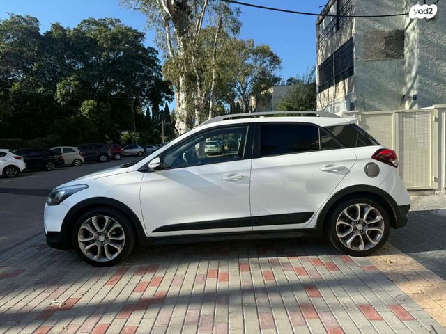 יונדאי I20 קרוס