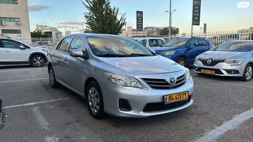 טויוטה קורולה