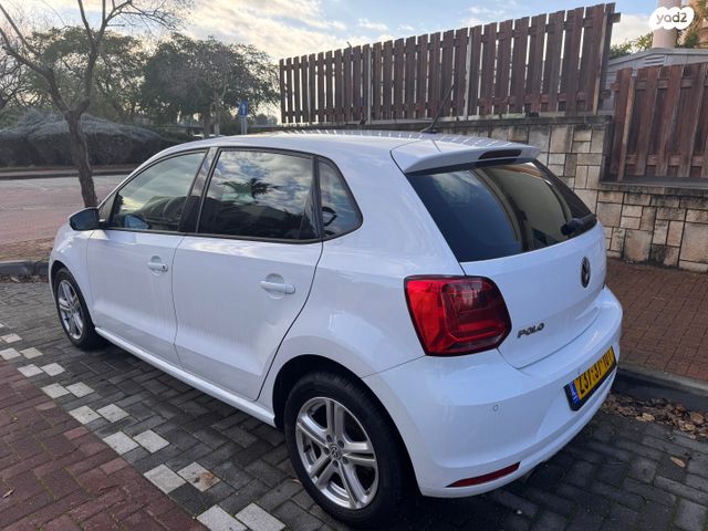פולקסווגן פולו 