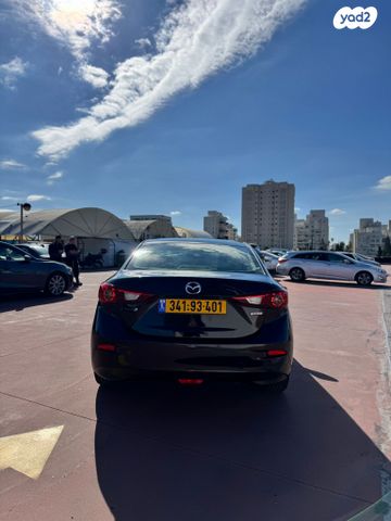מאזדה 3