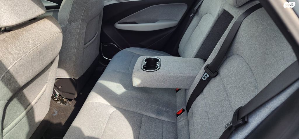 ג׳ילי Geometry C