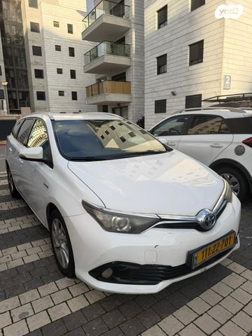 טויוטה אוריס