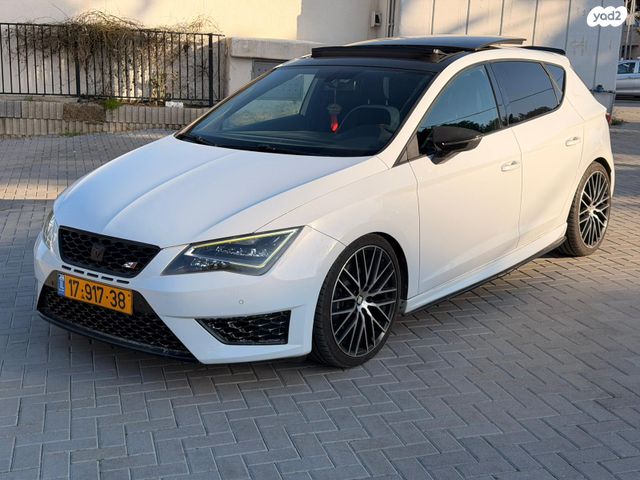 מודעת רכב סיאט לאון