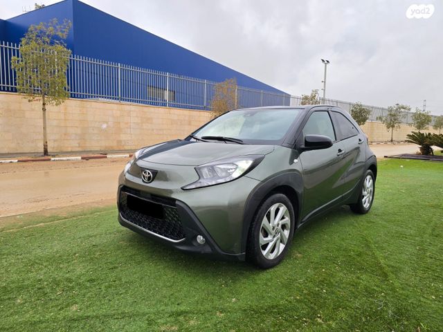 מודעת רכב טויוטה אייגו X