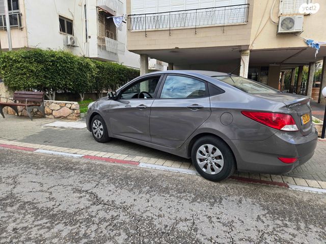 יונדאי אקסנט i25