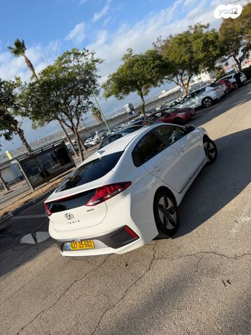 יונדאי איוניק